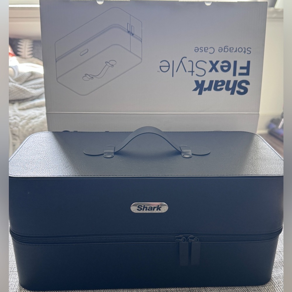 Shark Flexstyle Case - Brand new in box